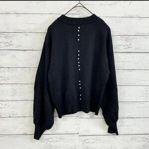 Retul Feroux Pearl Button Black Knit Sweater Black